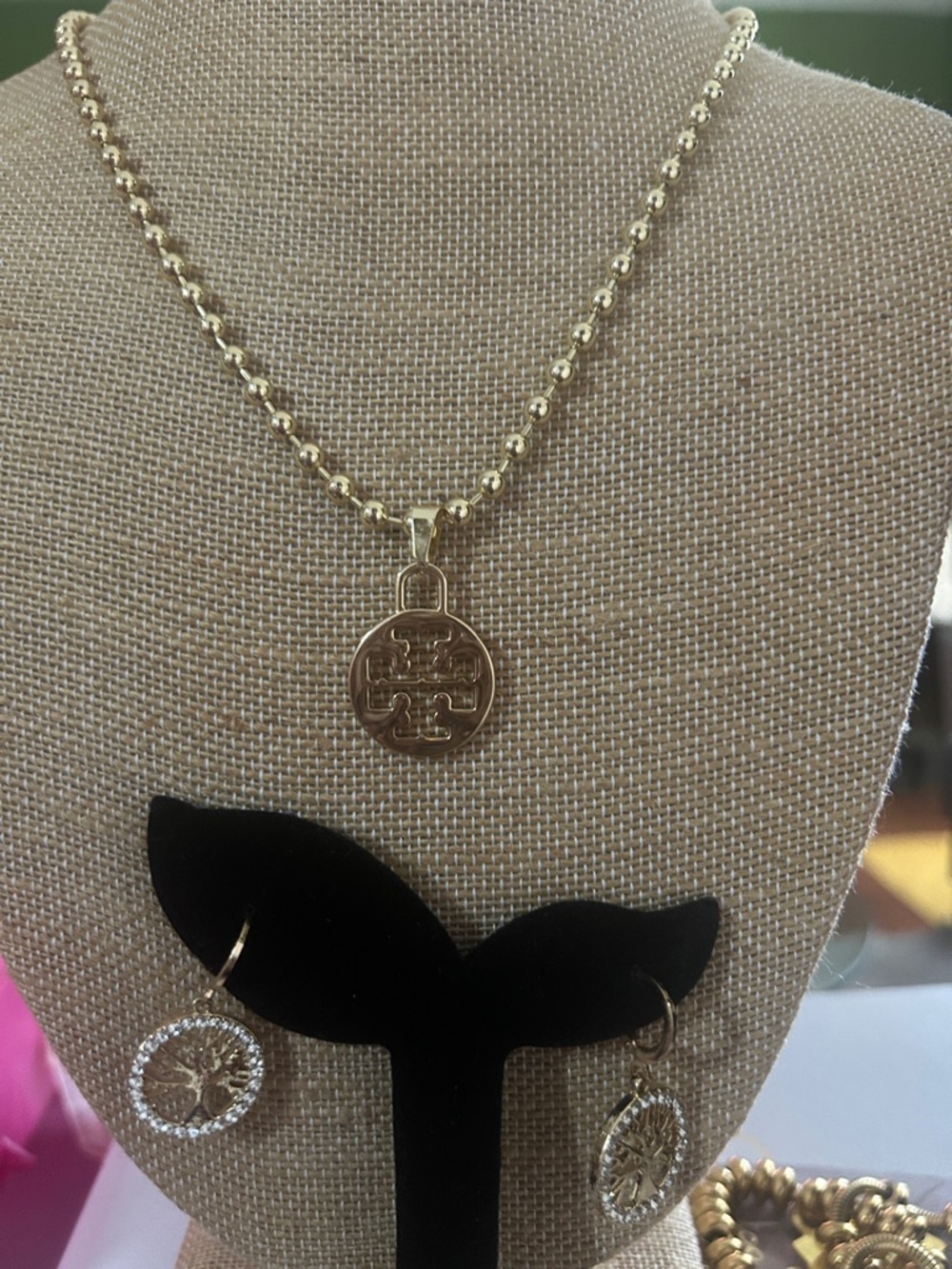 Gold-Tone Medallion Pendant Necklace - Elegant Women's Jewelry
